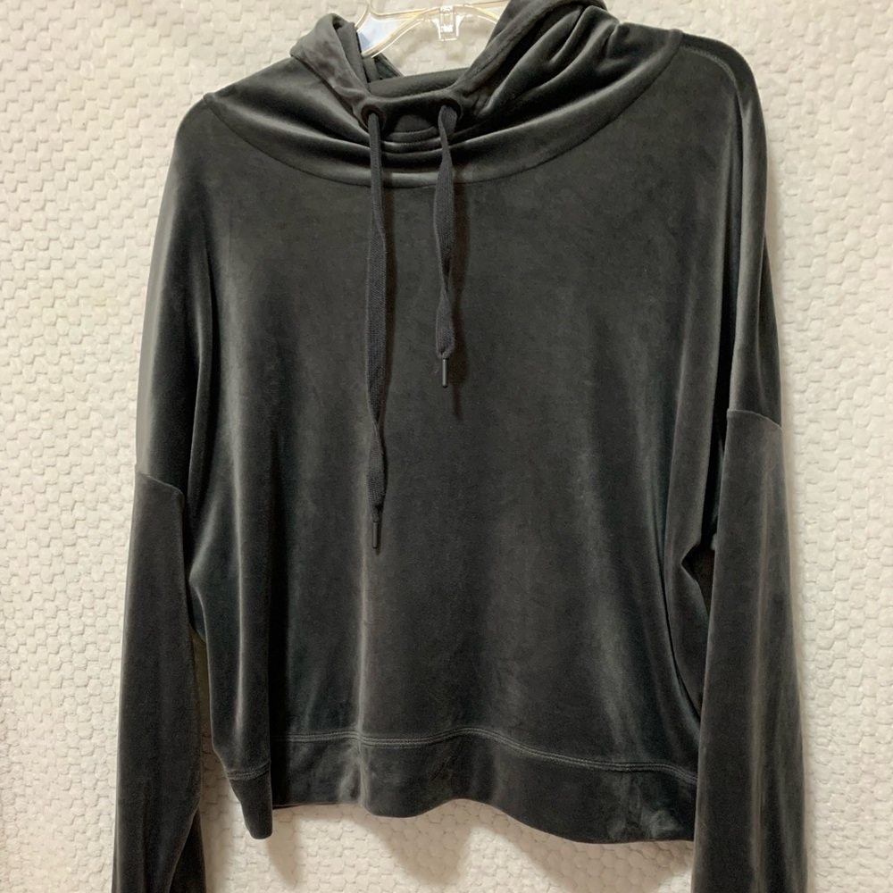 Women's Black Velvet Top